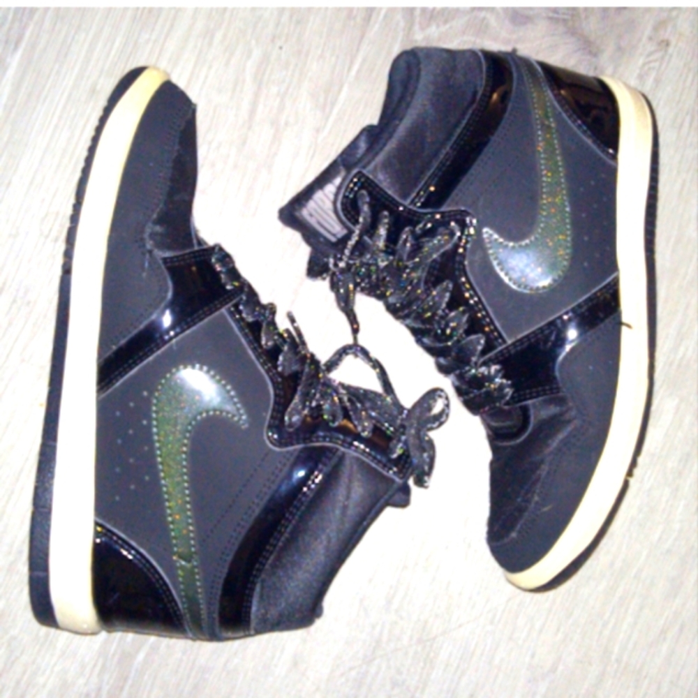 Nike Air Force Sky High hidden wedge black sneakers